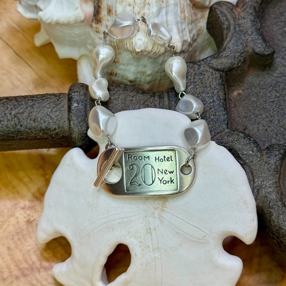 The Room 20 Set — A Story Worth Wearing ✨ - Picture 4 of 4